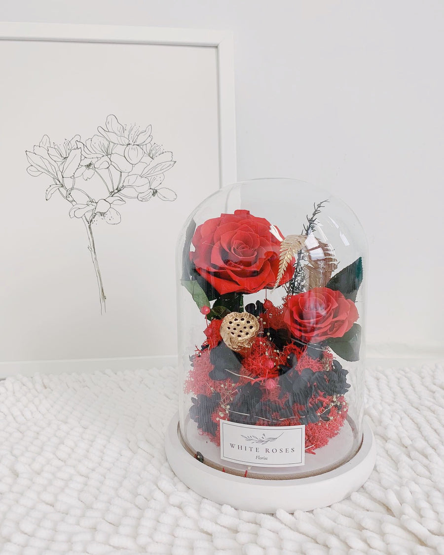 Enchanted Love Flower Dome (Red)